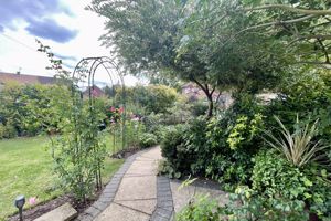 Photo 5- click for photo gallery